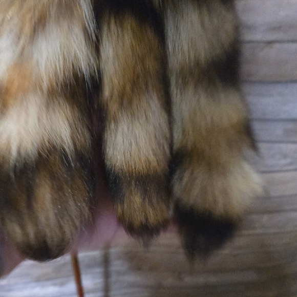 Racoon Fur Stole - Picture 5 of 5